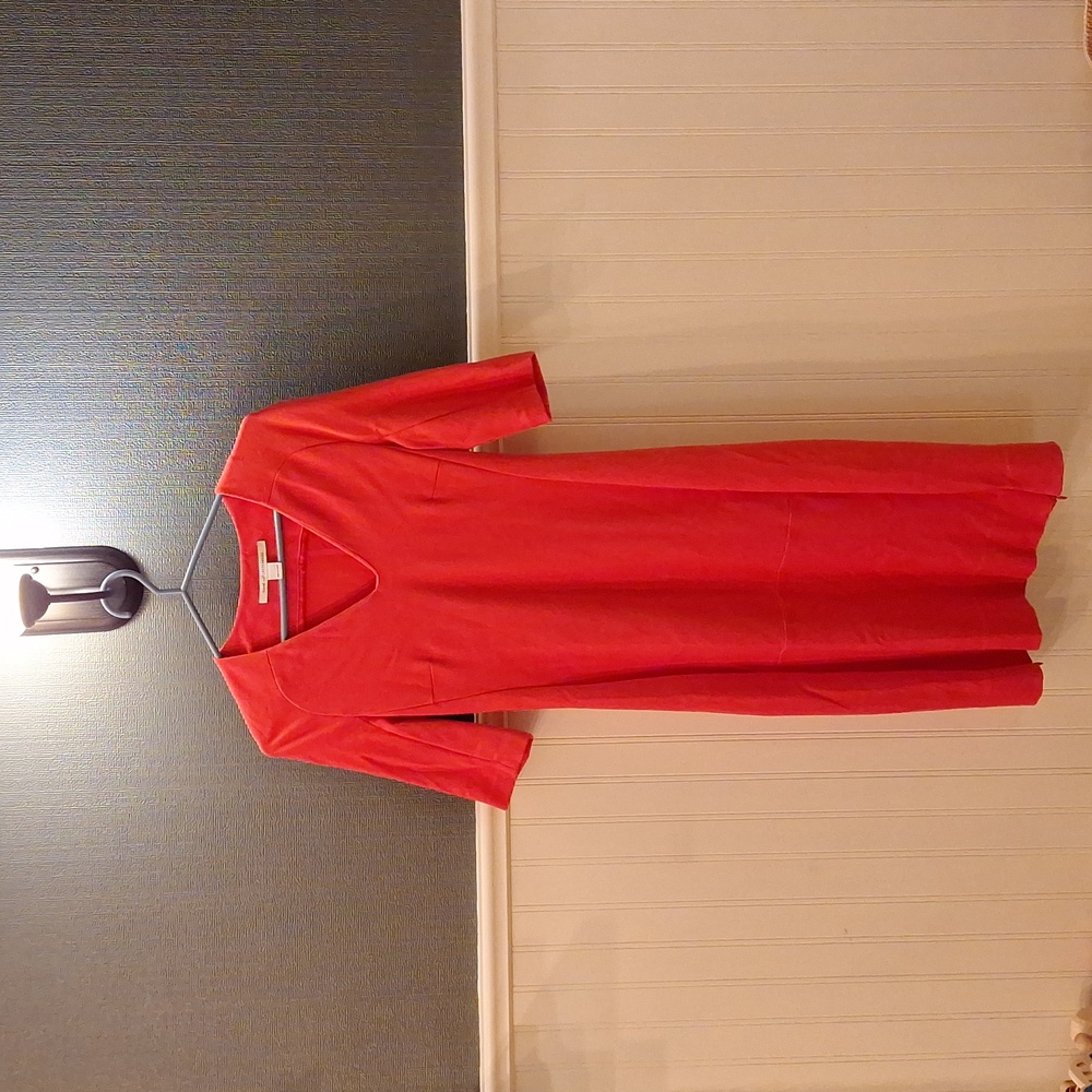 Coral knee-length short sleeve dress - Picture 1 of 4